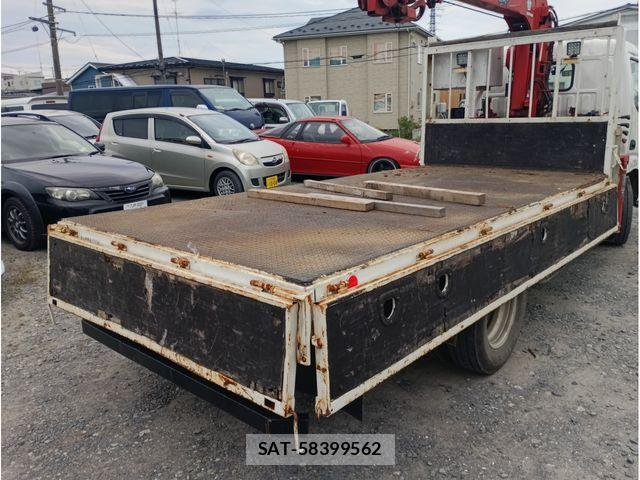 Hino DUTRO 2004-08 8207349-26