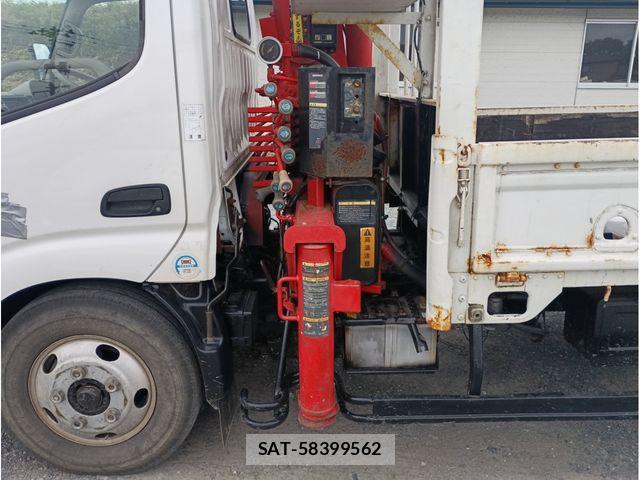 Hino DUTRO 2004-08 8207349-4