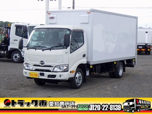 Hino DUTRO 2025-06 8229639-0