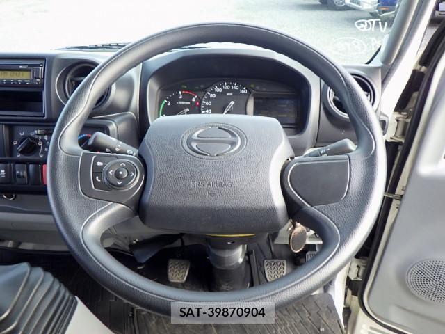 Hino DUTRO 2025-06 8229639-13