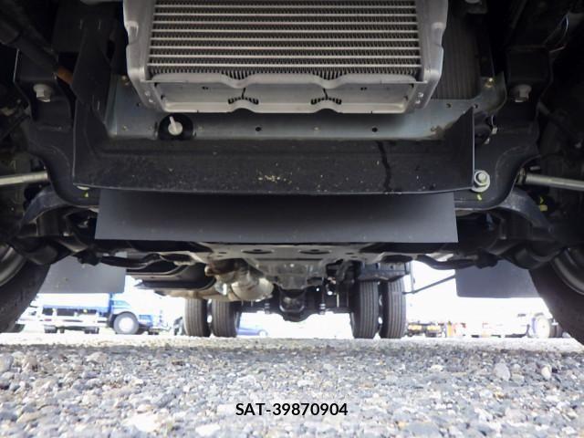 Hino DUTRO 2025-06 8229639-21