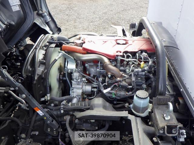 Hino DUTRO 2025-06 8229639-22
