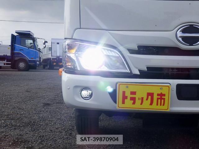 Hino DUTRO 2025-06 8229639-24