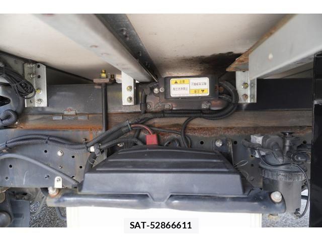 Hino DUTRO 2020-02 8229666-12