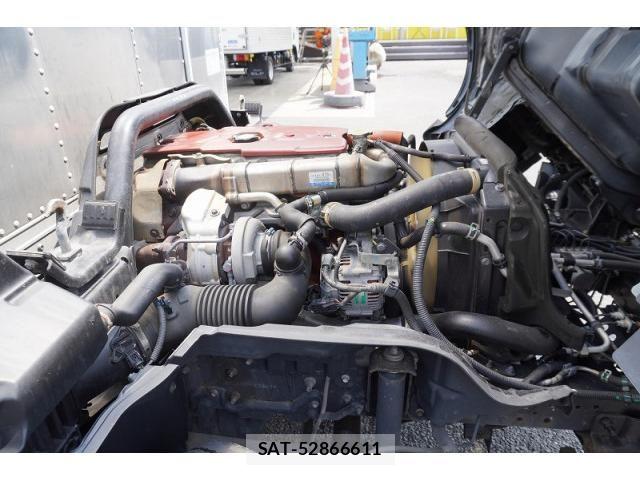 Hino DUTRO 2020-02 8229666-14