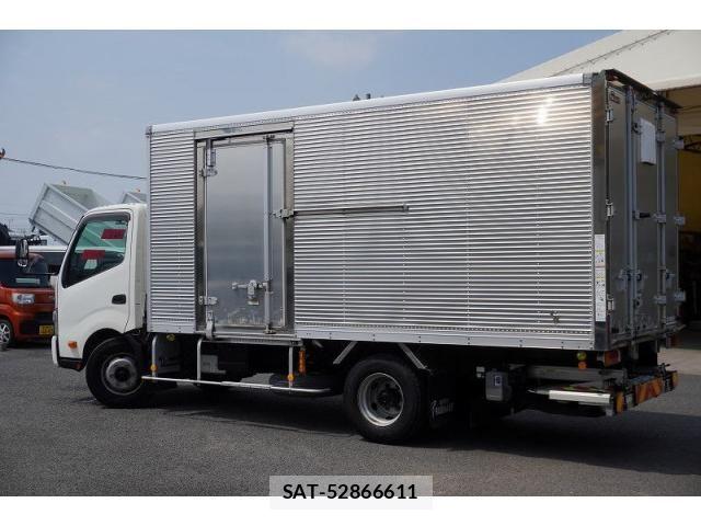 Hino DUTRO 2020-02 8229666-6