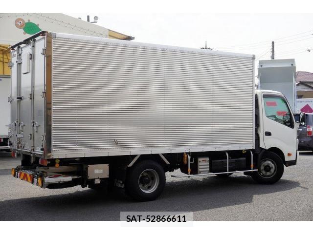 Hino DUTRO 2020-02 8229666-7