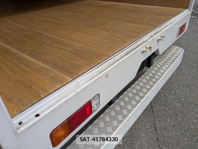 Hino DUTRO 2022-07 8229642-9