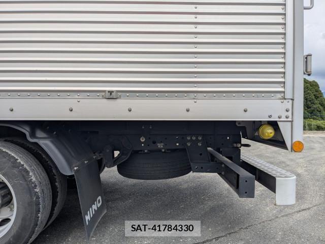Hino DUTRO 2022-07 8229642-22