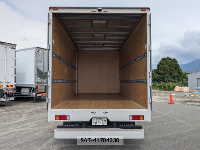 Hino DUTRO 2022-07 8229642-7