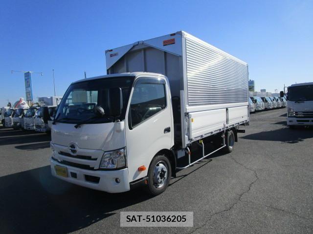 Hino DUTRO 2025-08 8229614-0