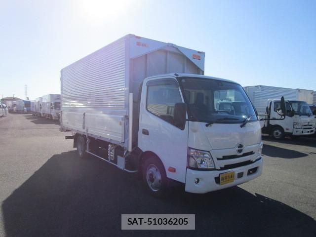 Hino DUTRO 2025-08 8229614-1