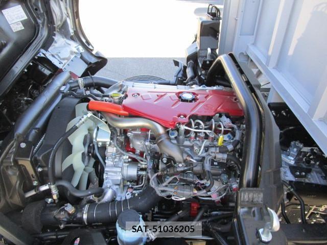 Hino DUTRO 2025-08 8229614-22