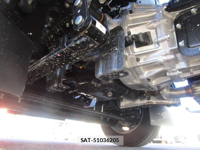 Hino DUTRO 2025-08 8229614-26