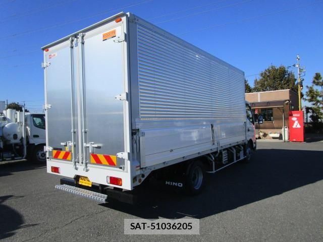 Hino DUTRO 2025-08 8229614-3