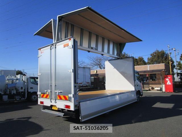 Hino DUTRO 2025-08 8229614-7