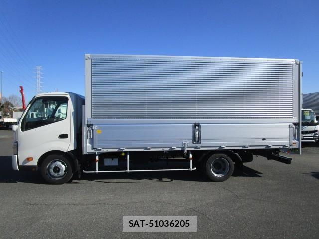 Hino DUTRO 2025-08 8229614-8