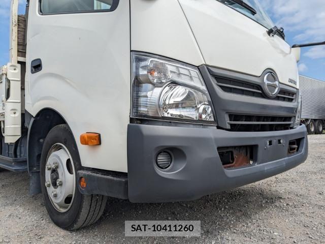Hino DUTRO 2019-05 8229677-18