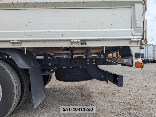 Hino DUTRO 2019-05 8229677-22