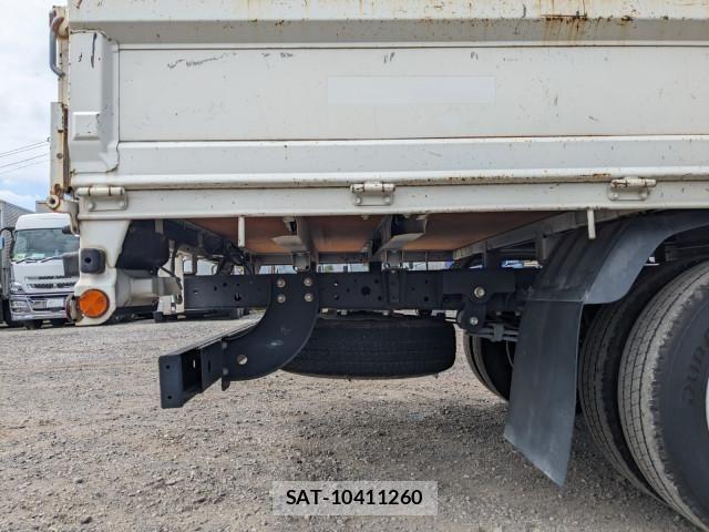 Hino DUTRO 2019-05 8229677-27