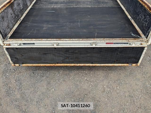 Hino DUTRO 2019-05 8229677-8