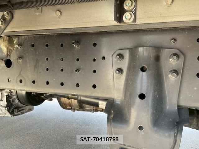Hino DUTRO 2024-06 8229620-26