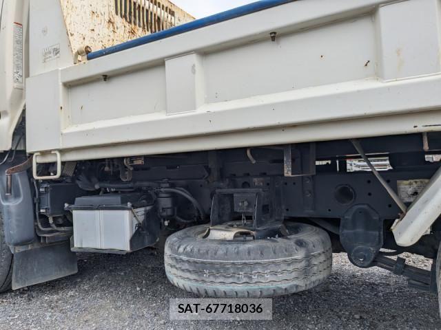 Hino DUTRO 2016-06 8229698-20