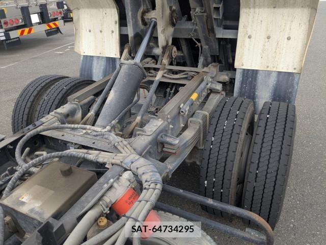 Hino DUTRO 2019-10 8229627-19