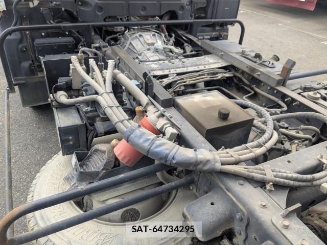 Hino DUTRO 2019-10 8229627-20