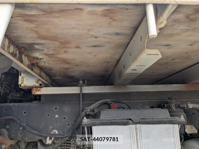 Hino DUTRO 2017-06 8229684-17