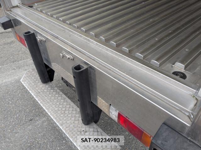 Hino DUTRO 2021-07 8229644-10