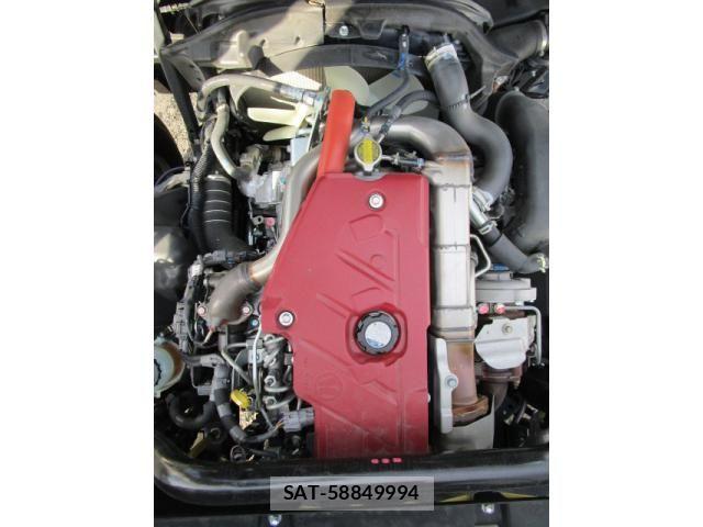 Hino DUTRO 2025-10 8229592-19