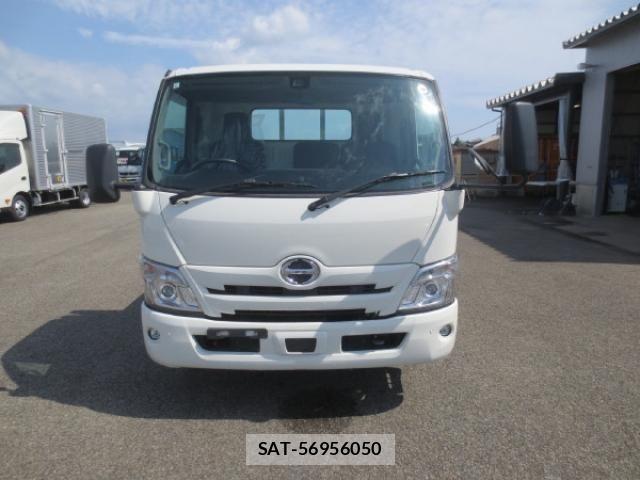 Hino DUTRO 2023-08 8229649-5
