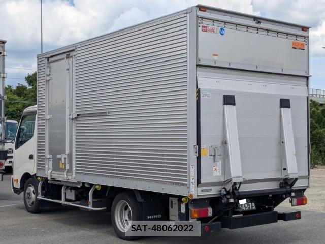 Hino DUTRO 2024-07 8229615-2