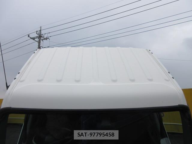 Hino DUTRO 2020-06 8229655-18