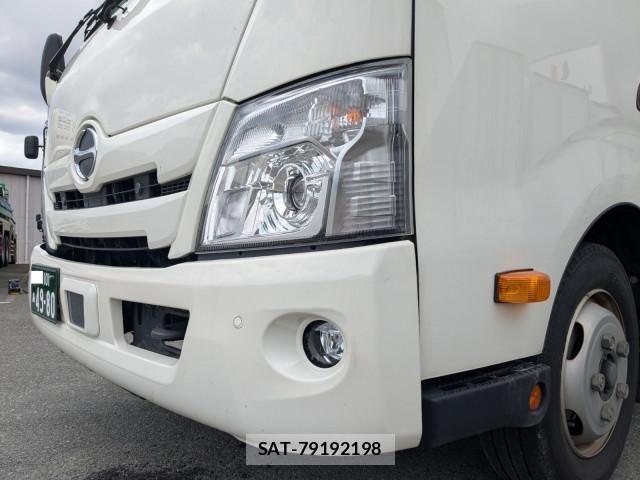Hino DUTRO 2024-07 8229618-24