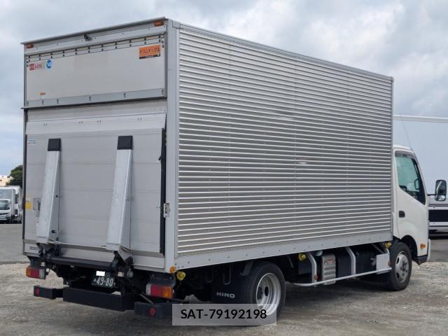 Hino DUTRO 2024-07 8229618-3