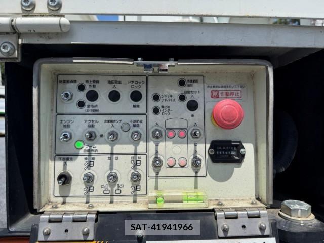 Hino DUTRO 2018-01 8229678-9
