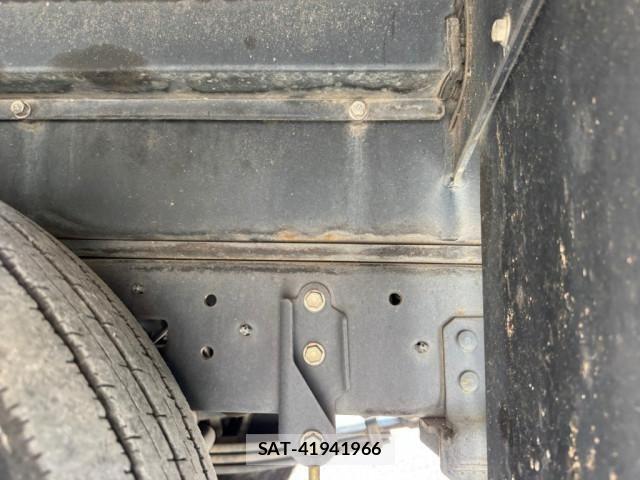 Hino DUTRO 2018-01 8229678-22