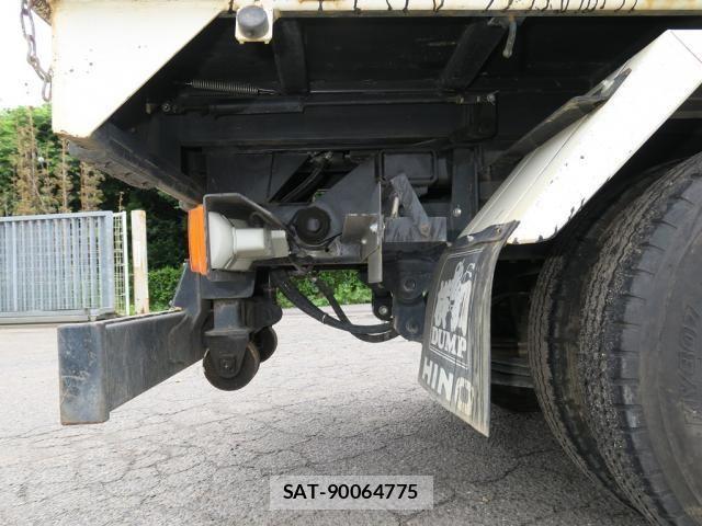 Hino DUTRO 2024-03 8229619-19