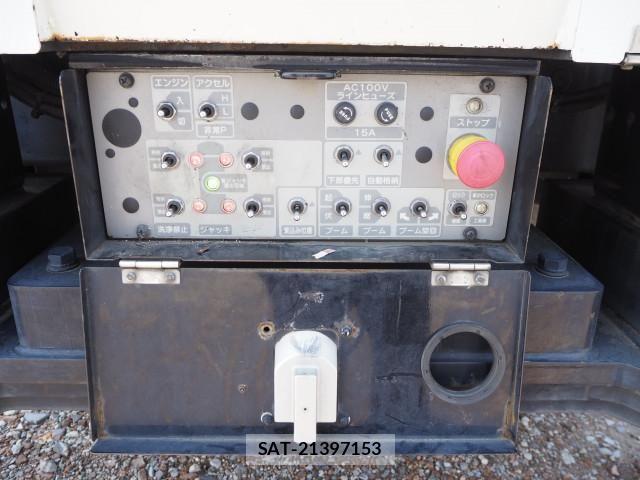 Hino DUTRO 2018-06 8229693-24