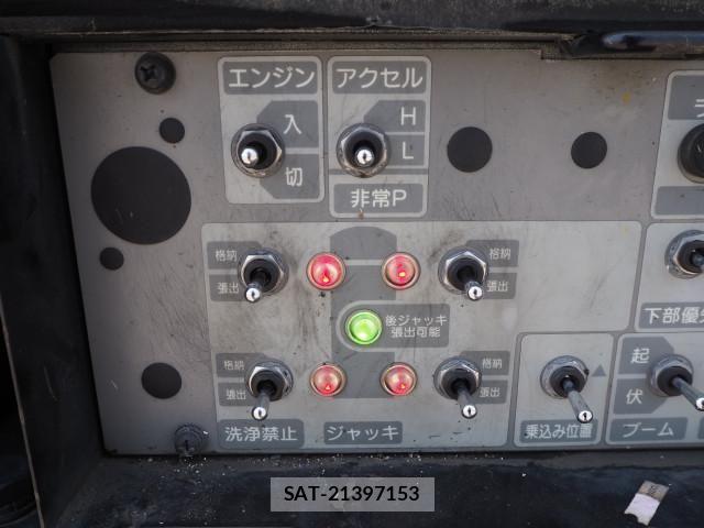 Hino DUTRO 2018-06 8229693-25