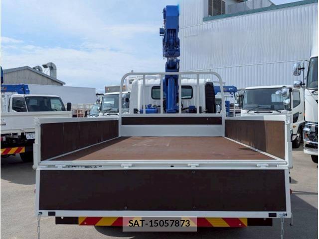 Hino DUTRO 2023-07 8229609-10
