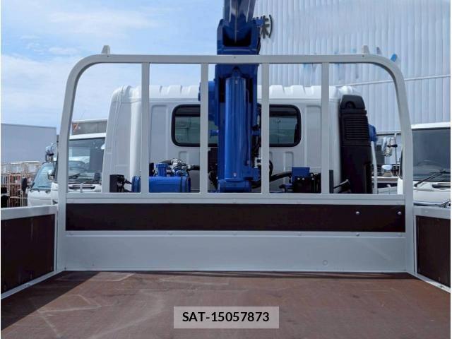 Hino DUTRO 2023-07 8229609-14