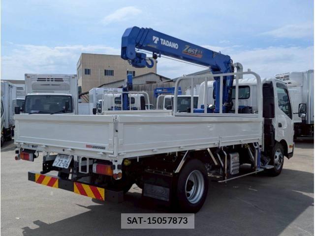 Hino DUTRO 2023-07 8229609-3