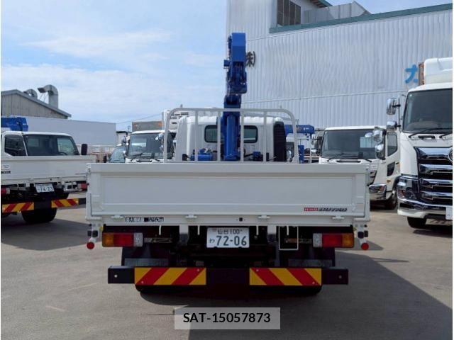 Hino DUTRO 2023-07 8229609-4