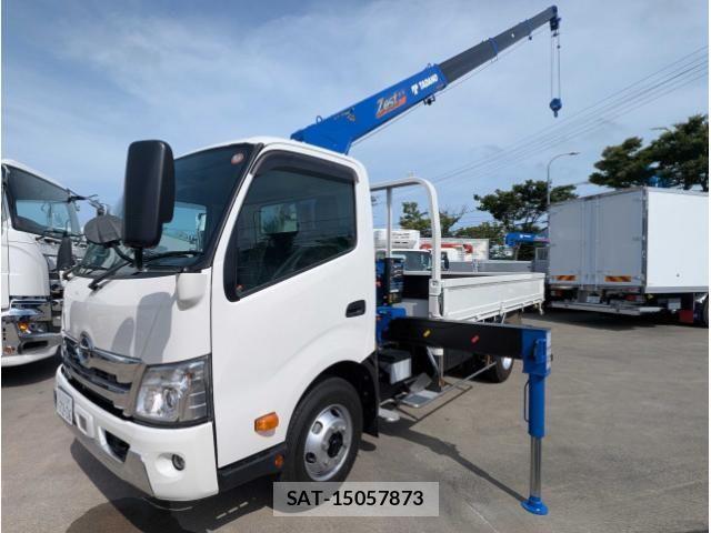 Hino DUTRO 2023-07 8229609-7