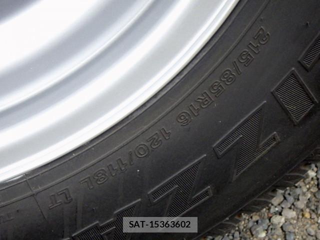 Hino DUTRO 2020-09 8229654-18