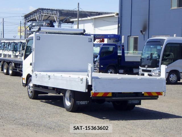 Hino DUTRO 2020-09 8229654-25