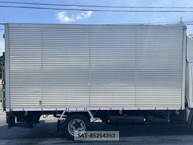 Hino DUTRO 2017-12 8229668-5